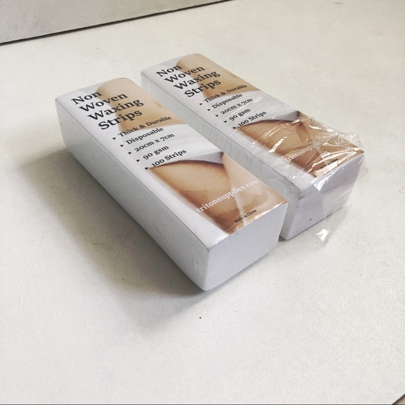 Non Woven Wax Strips | NEW opened box - Picture 3 of 3